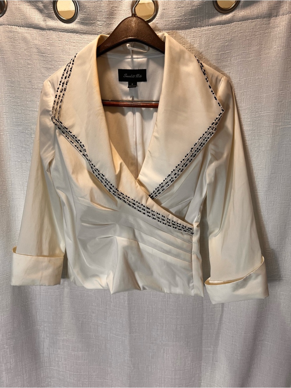 Scarlett Nite Cream Cropped Blazer with Black Bead Trim